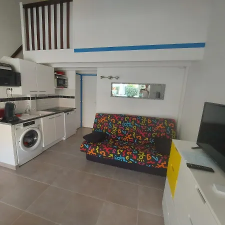 Apartment Au Les Villageoises Ii