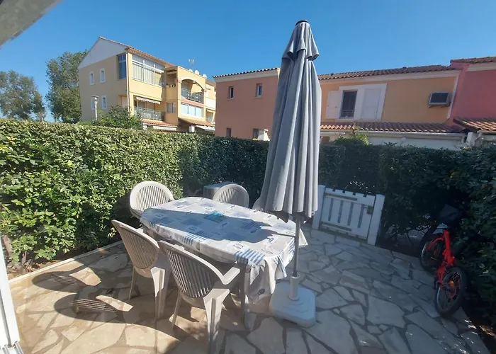 Au Les Villageoises Ii Apartamento *