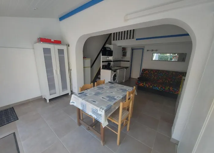 Au Les Villageoises Ii Apartamento Marseillan (Herault)